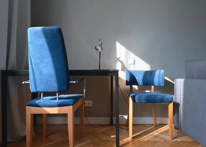 Cozy Near The Embankment And The Old Town And Free Parking In Front Of The Windows Appartamento Riga