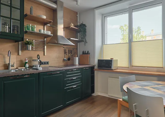 Cozy Near The Embankment And The Old Town And Free Parking In Front Of The Windows * Riga