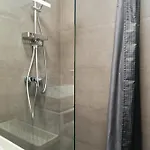 Апартаменты Cozy Near The Embankment And The Old Town And Free Parking In Front Of The Windows *