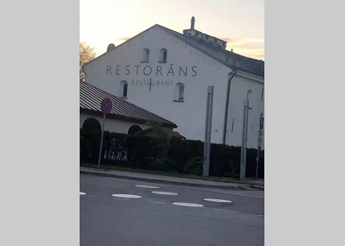 公寓 Cozy Near The Embankment And The Old Town And Free Parking In Front Of The Windows *